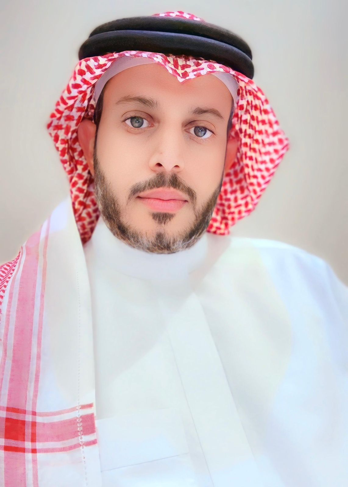 تركي محمد صناعه محتوي تقني احترافية تثمر عن درع يوتيوب الفضي